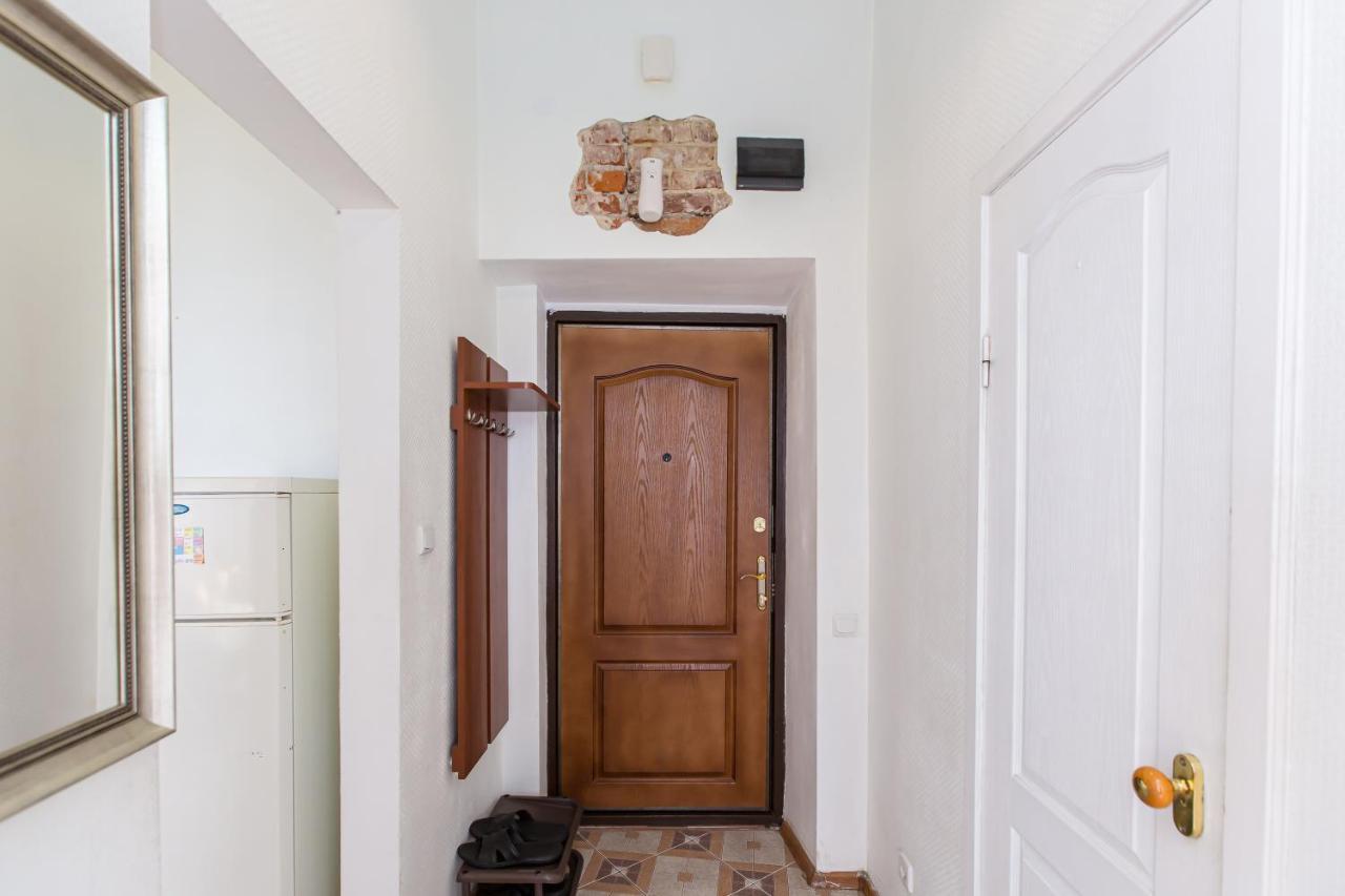 Apartamento Навпроти Вернісажу Біля Оперного Вулиця Театральна 26 Є Балкон Та Інернет Leópolis Exterior foto